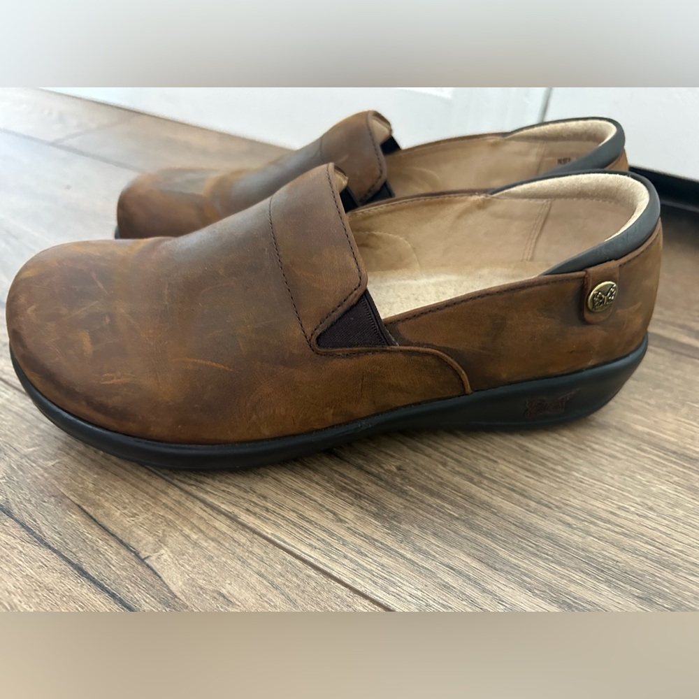 Alegria Brown Oiled Leather Keli Walnut Professional as 38 (W 8)